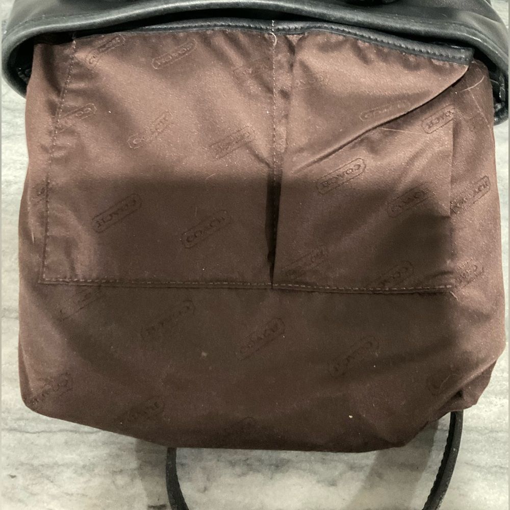 Coach Vintage Legacy Black Leather Tote - Picture 3 of 12